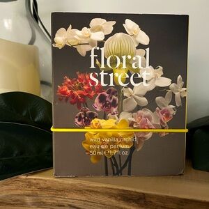 floral street Wild Vanilla Orchid Eau de Parfum